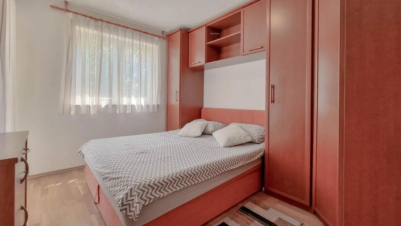 Apartment Mark Novigrad